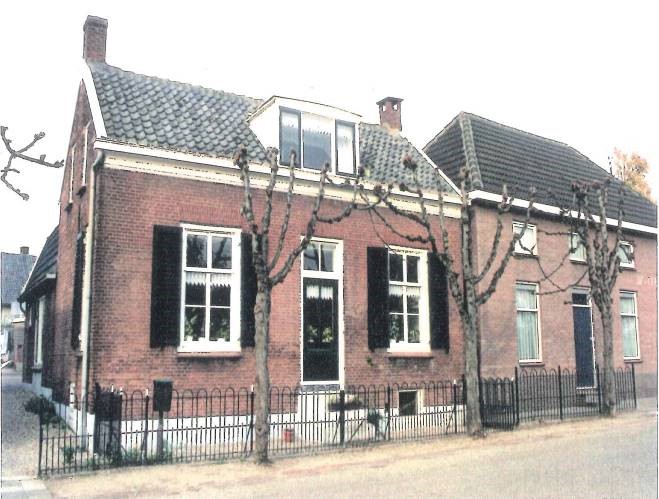 Foto van voorgevel woonhuis aan de Burgemeester Posweg 6 te Brakel
