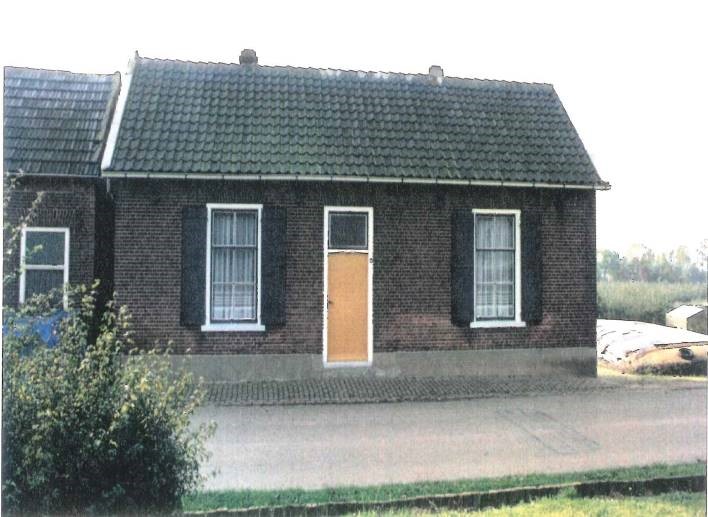 Foto van voorkant woning Waaldijk 145 te Brakel