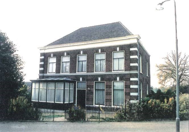 Foto van voorkant woonhuis Waaldijk 97 in Brakel