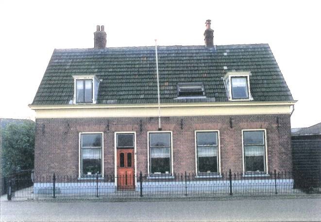 Foto van voorkant woonhuis Waaldijk 99 in Brakel