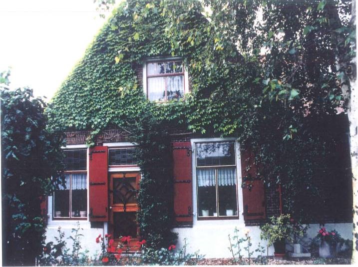 Foto van voorgevel woning aan de Hophoven 3 in Nederhemert