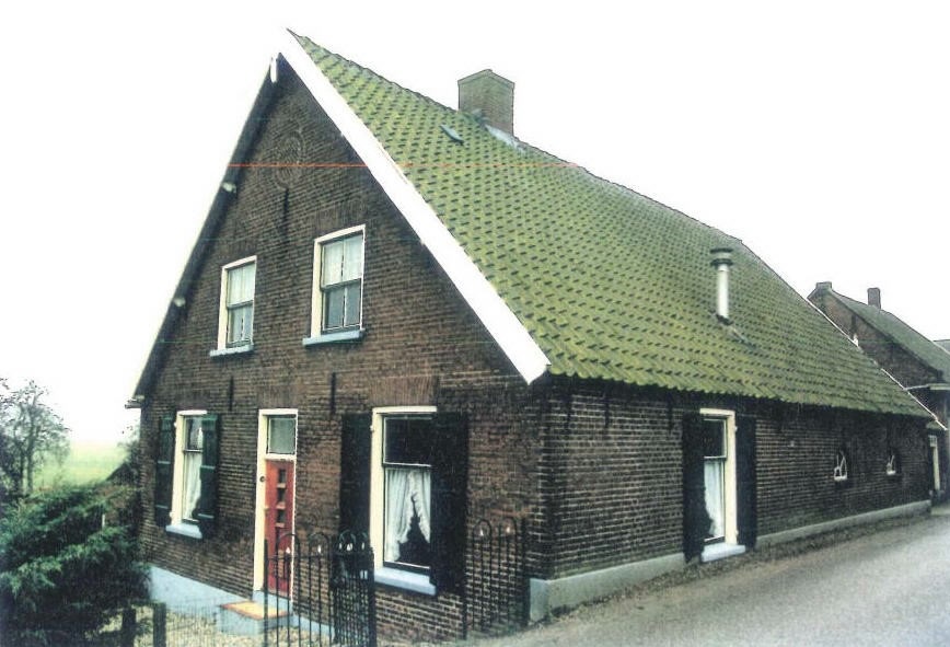 Foto van woonhuis aan Maasdijk 15 in Poederoijen